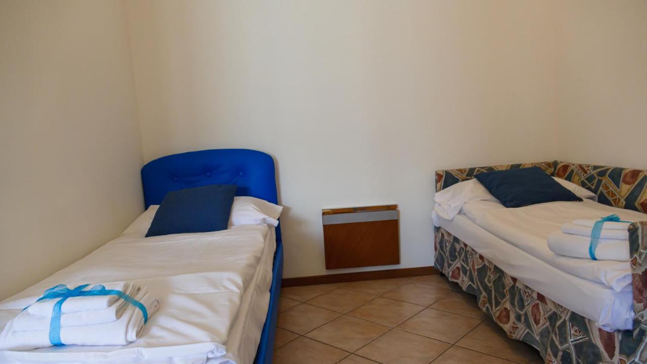 Hotel Casa Marinella Malcesine Eksteriør bilde