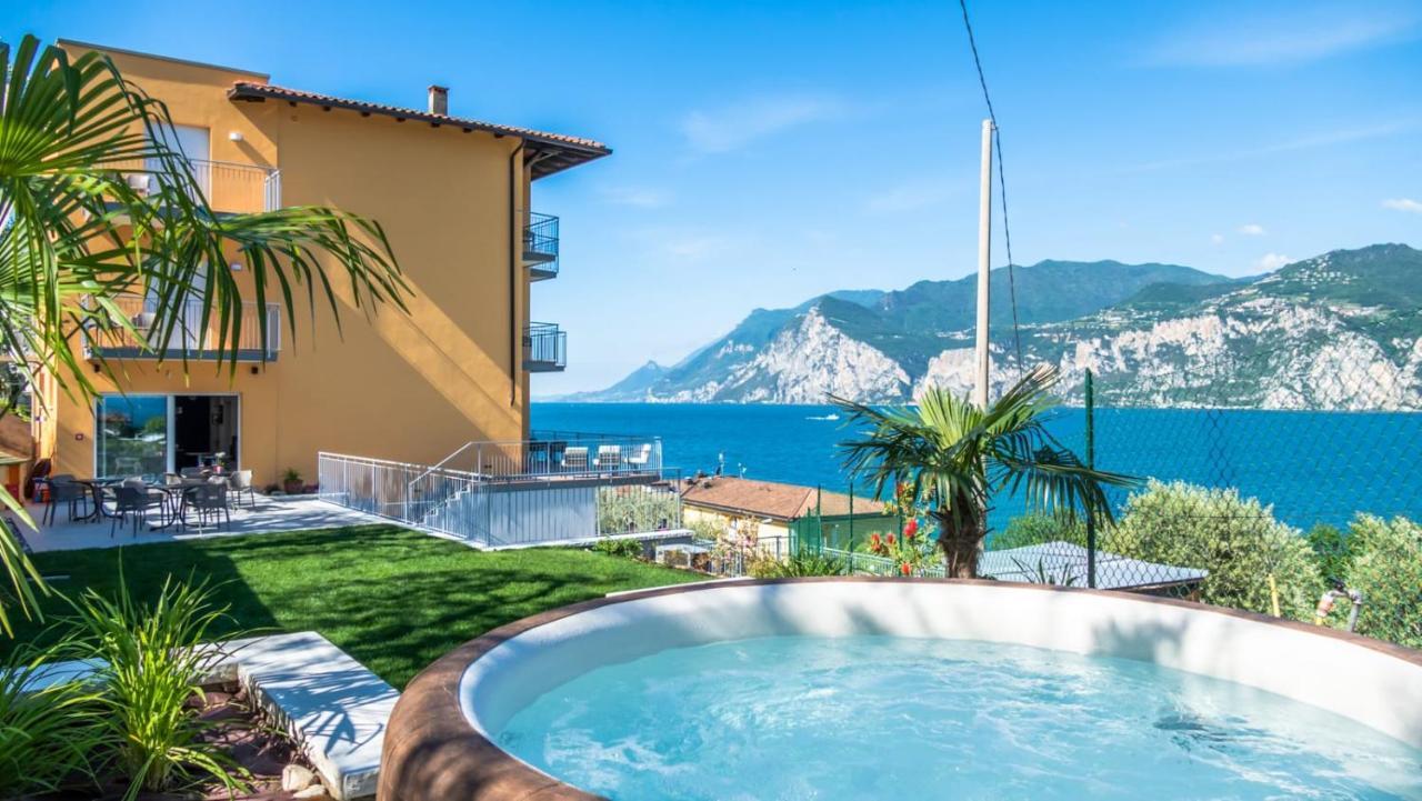 Hotel Casa Marinella Malcesine Eksteriør bilde