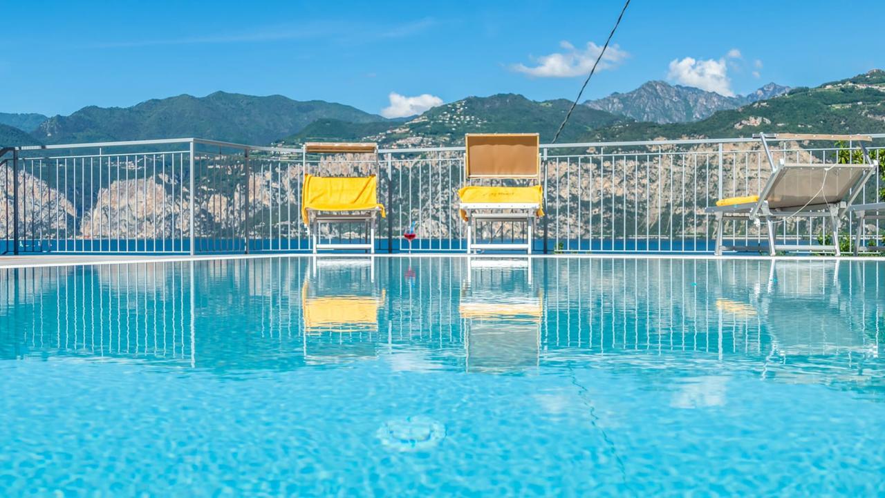 Hotel Casa Marinella Malcesine Eksteriør bilde