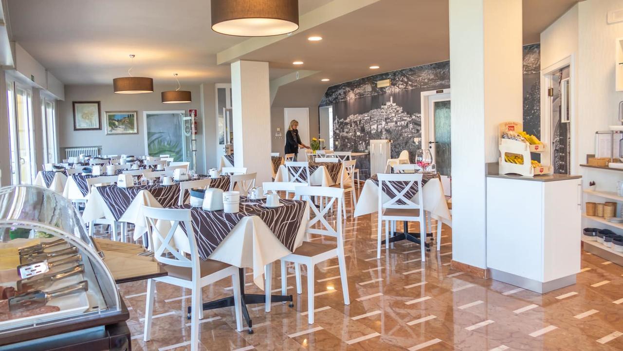 Hotel Casa Marinella Malcesine Eksteriør bilde