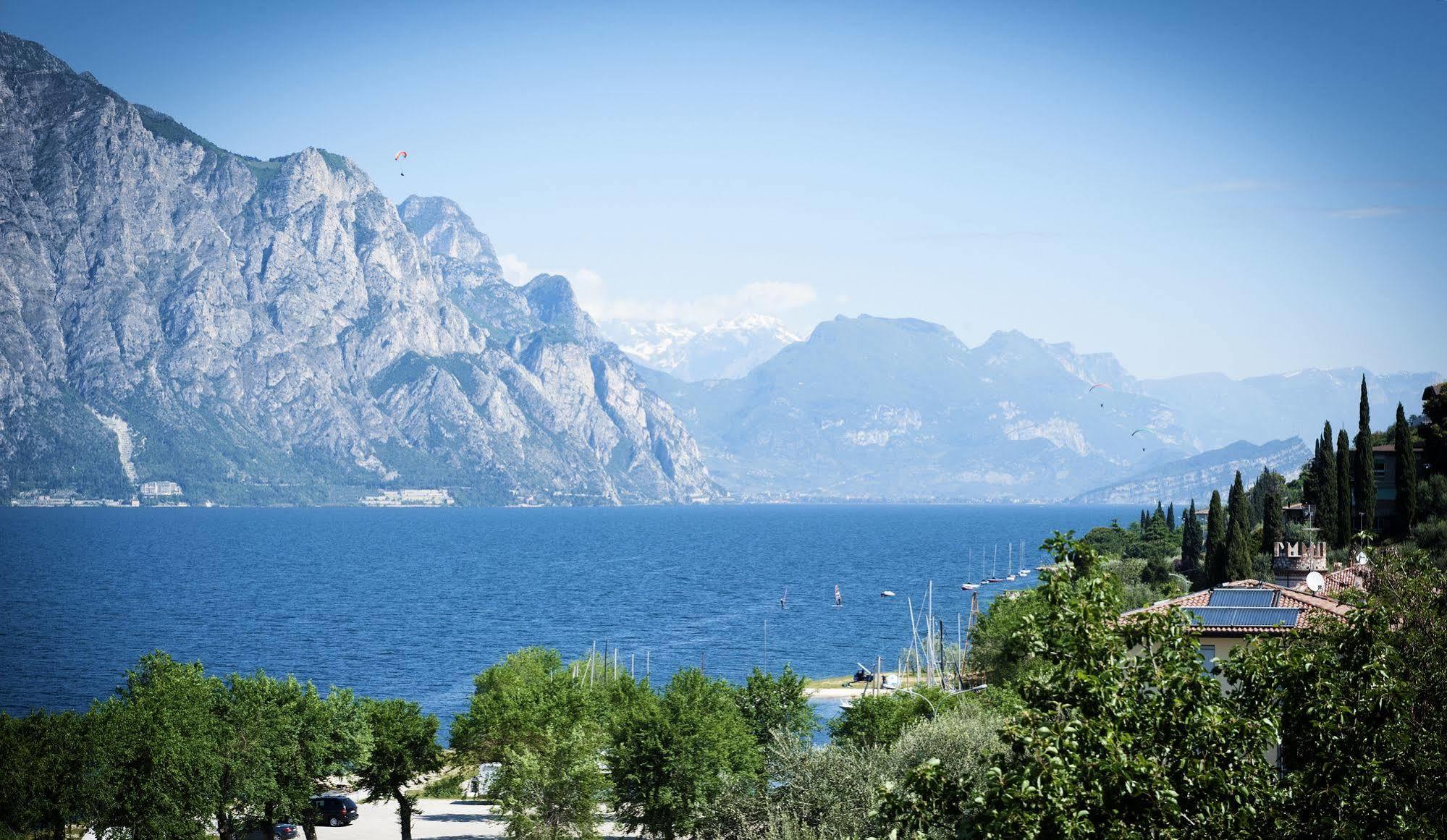 Hotel Casa Marinella Malcesine Eksteriør bilde